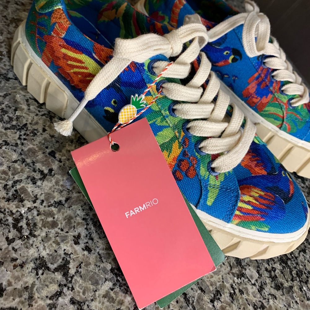 FARM Rio Blue Macaw Platform Sneakers Size 7 NWT - Picture 4 of 8